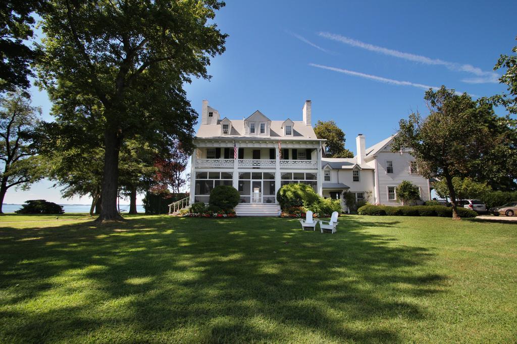 Wades Point Inn On The Bay McDaniel Bagian luar foto