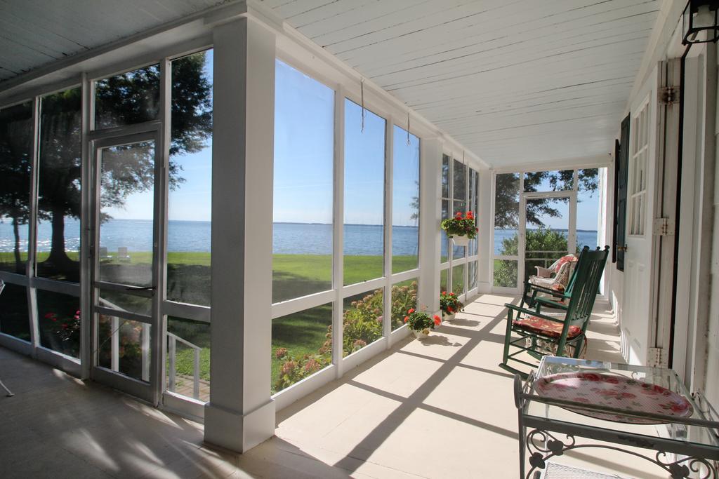 Wades Point Inn On The Bay McDaniel Bagian luar foto