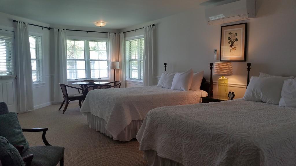Wades Point Inn On The Bay McDaniel Bagian luar foto