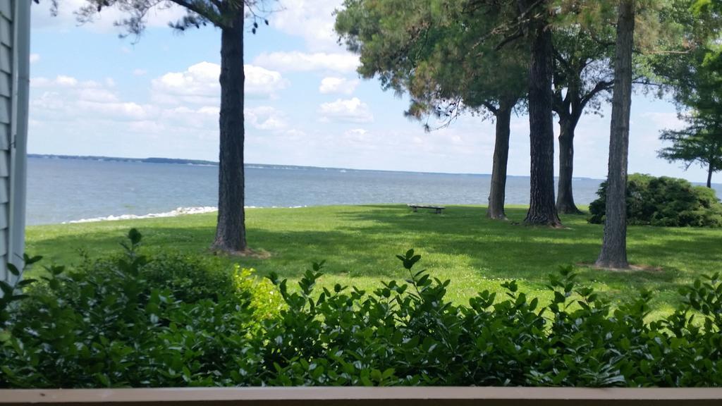Wades Point Inn On The Bay McDaniel Bagian luar foto