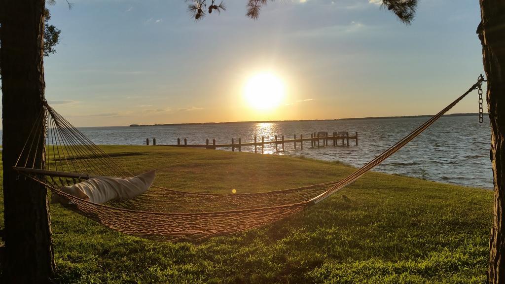 Wades Point Inn On The Bay McDaniel Bagian luar foto