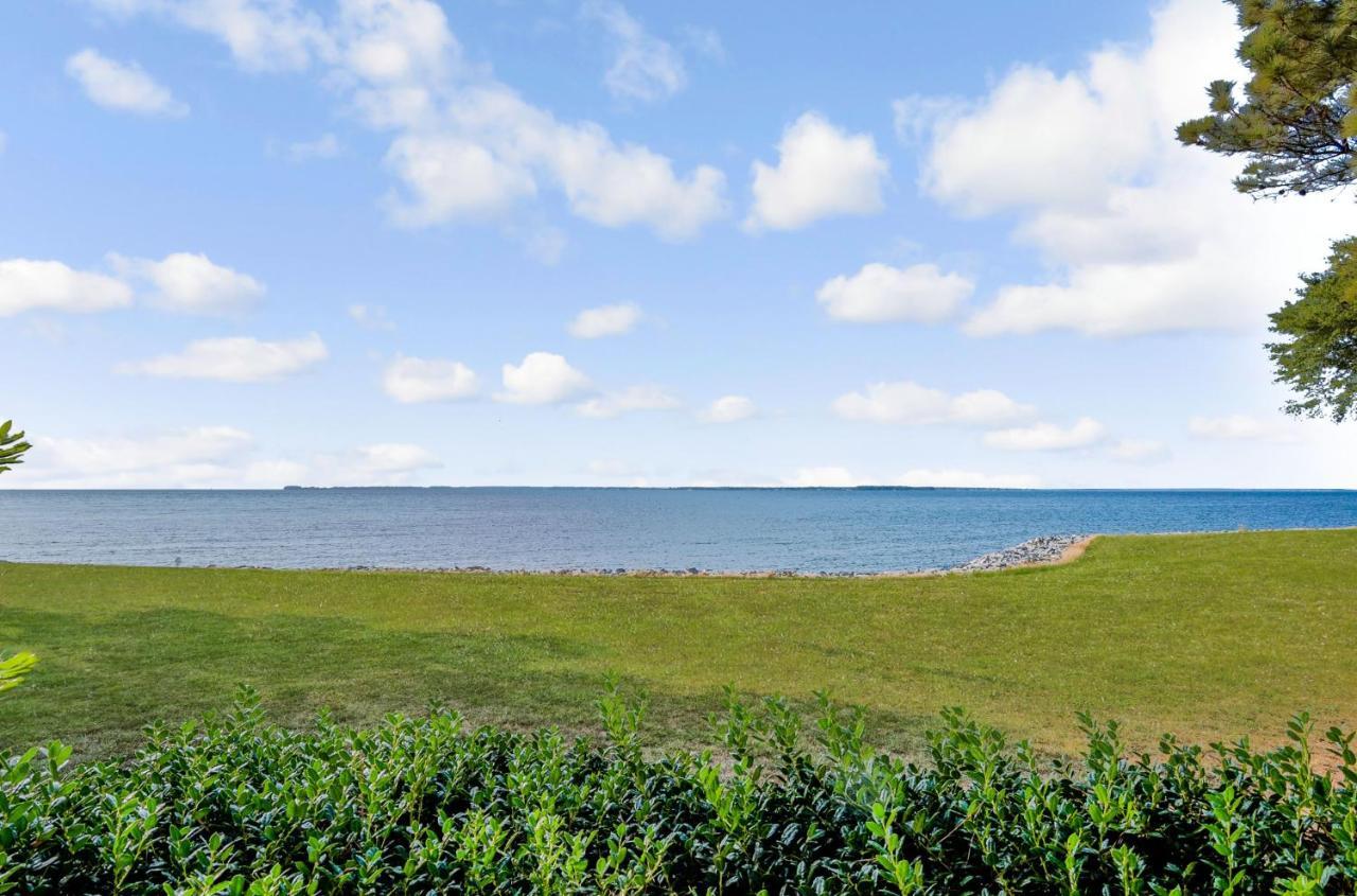 Wades Point Inn On The Bay McDaniel Bagian luar foto
