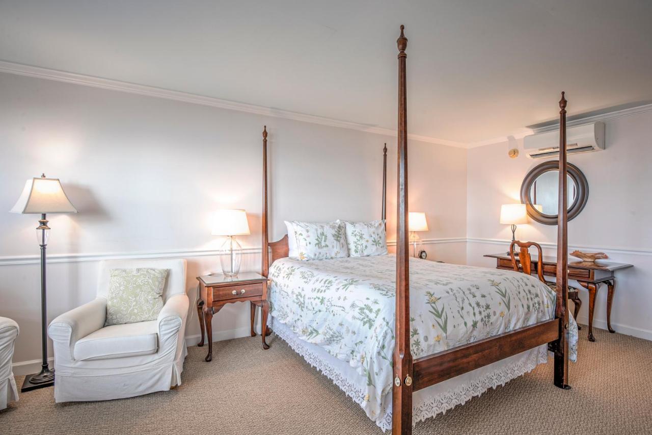 Wades Point Inn On The Bay McDaniel Bagian luar foto