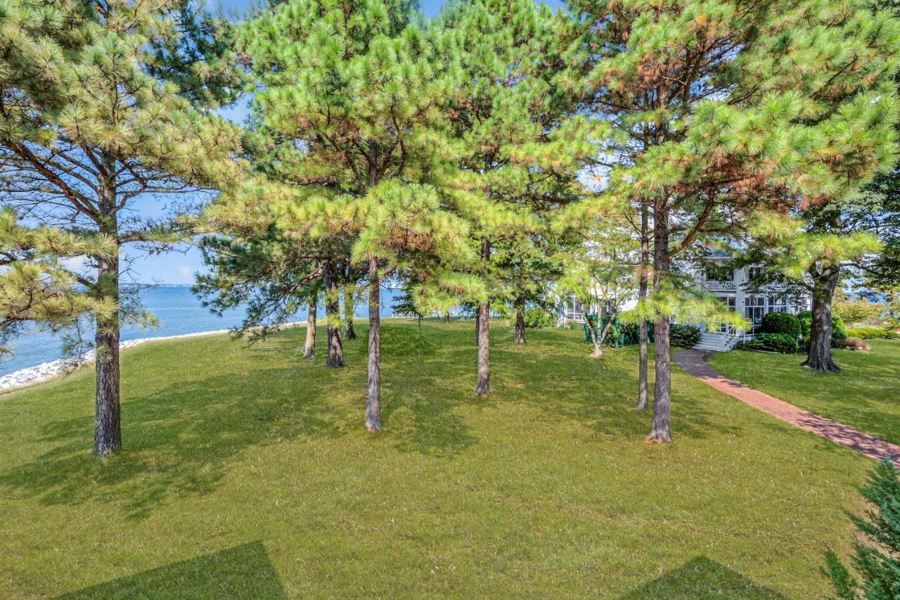 Wades Point Inn On The Bay McDaniel Bagian luar foto